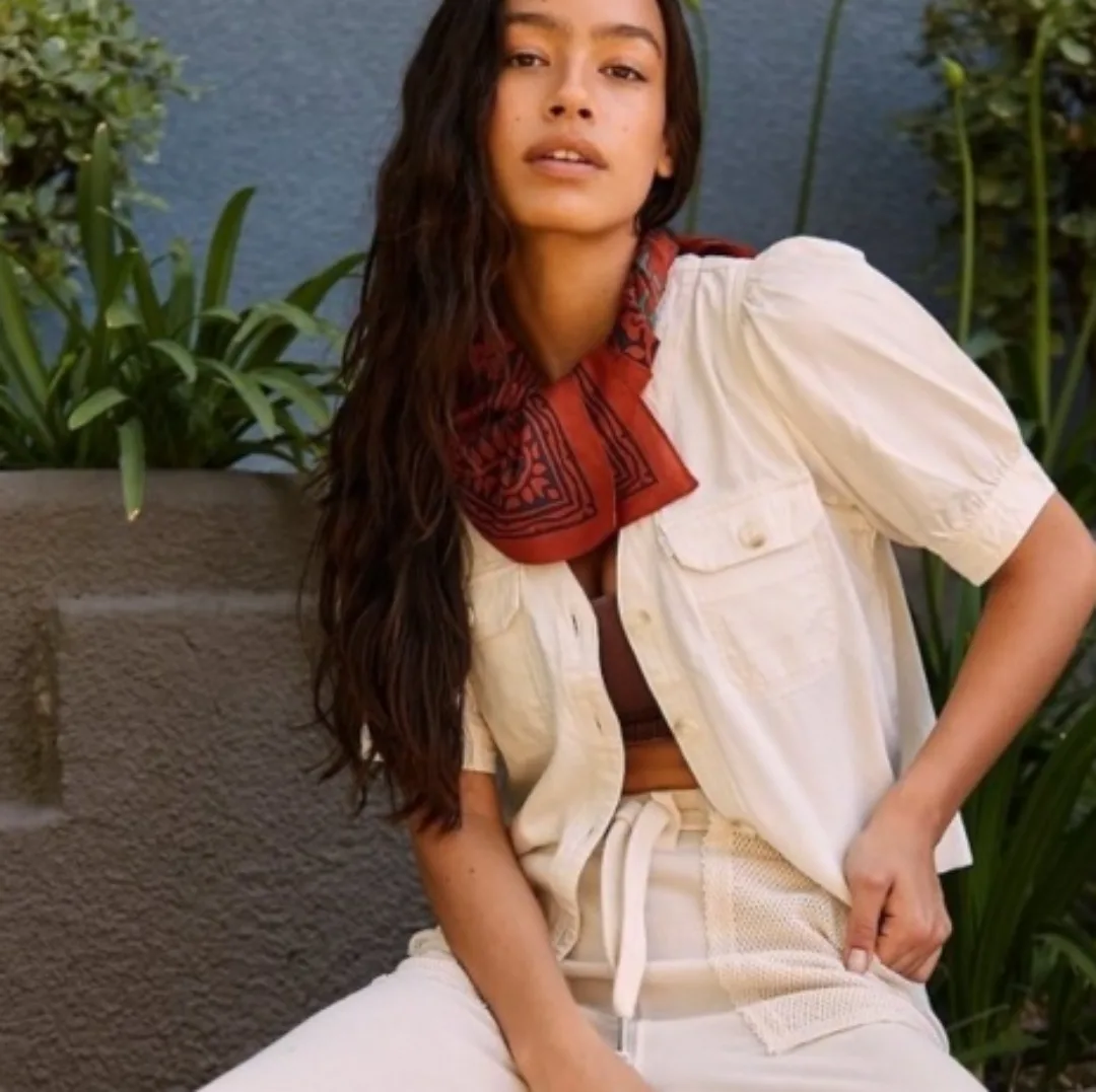 Levi's Med Top thumbnail