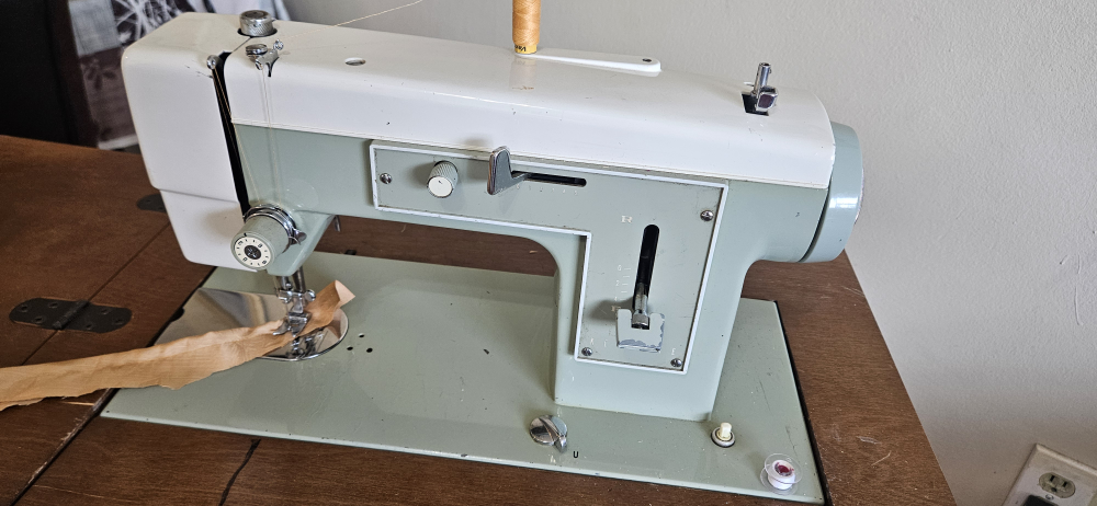 #sewingmachine #sewing #machine - photo 3