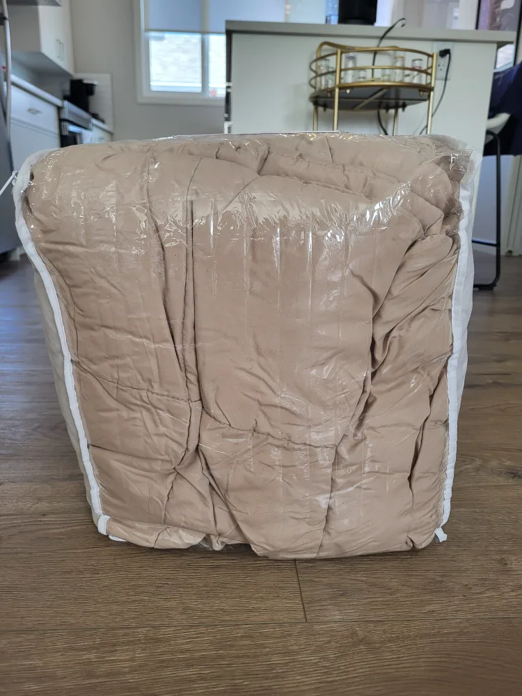 Beige Comforter thumbnail