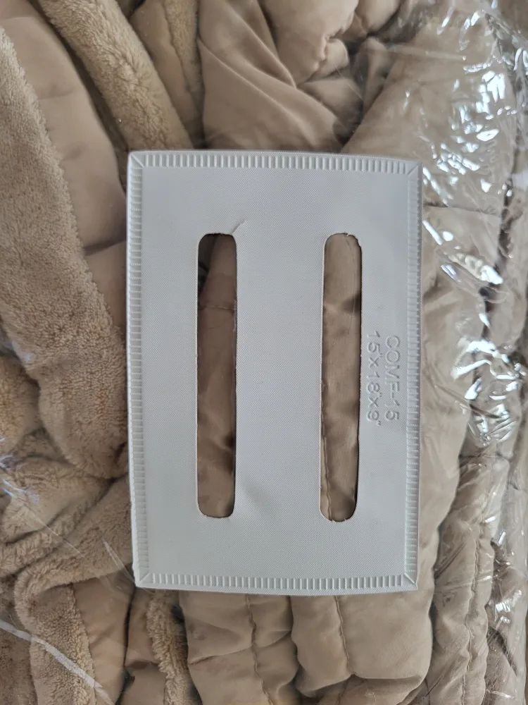 Beige Comforter image indicator(2)