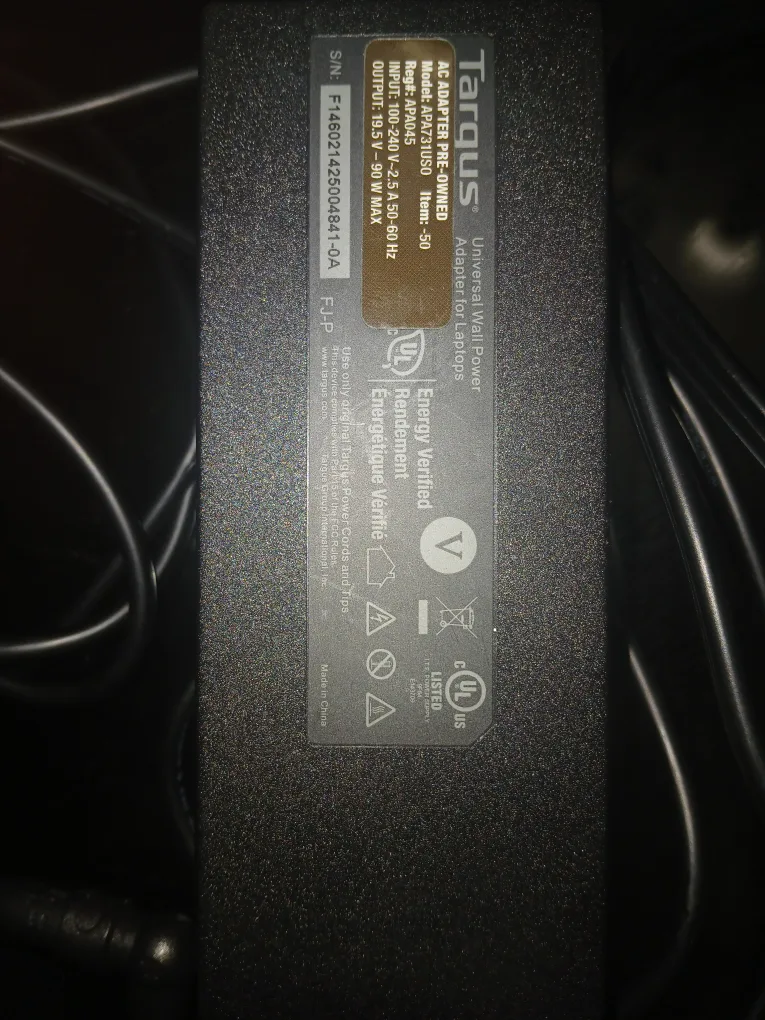 Targus APA93US Universal Laptop Charger image indicator(3)