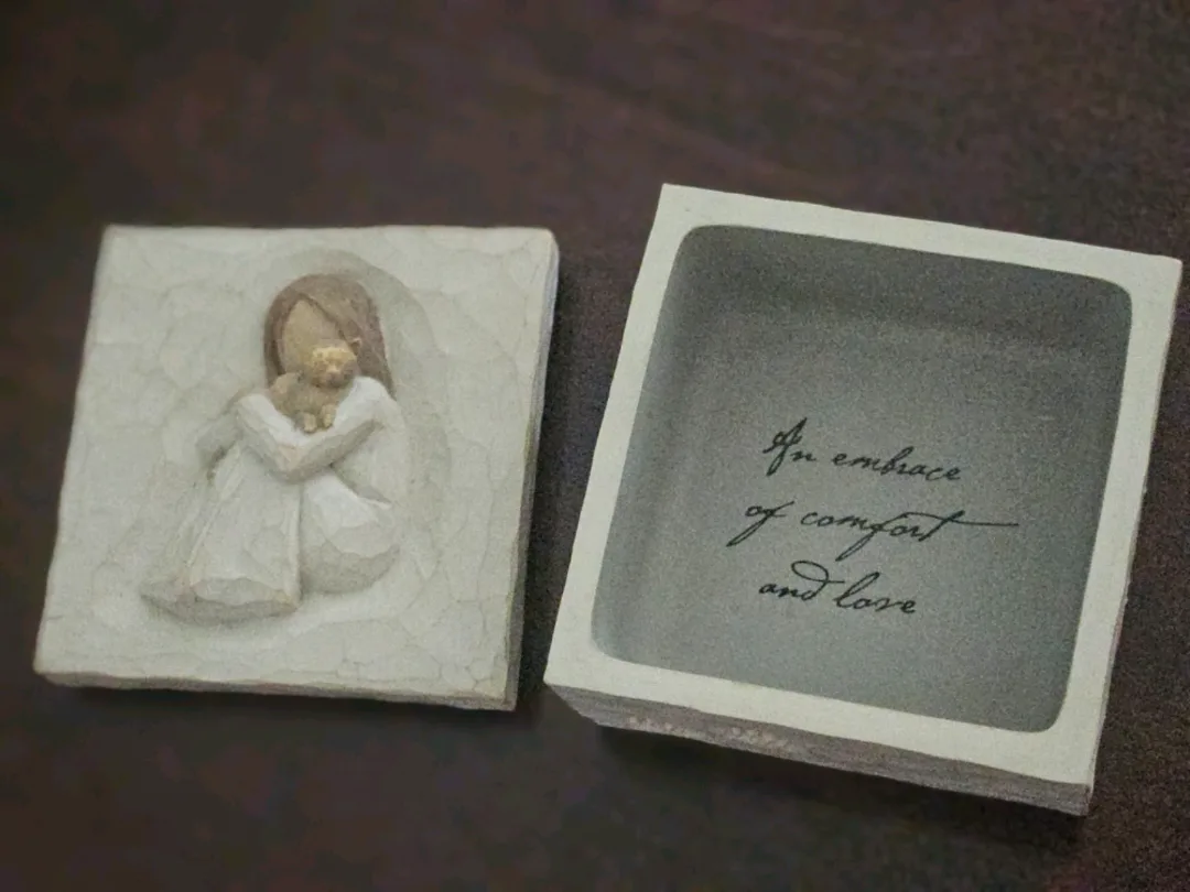 Willow Tree Keepsake Box image indicator(2)