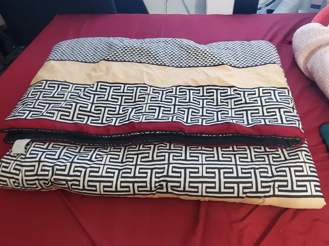 Patterned Comforter thumbnail