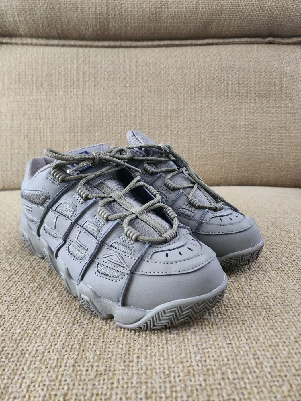 Fila Retro Sneakers image indicator(2)