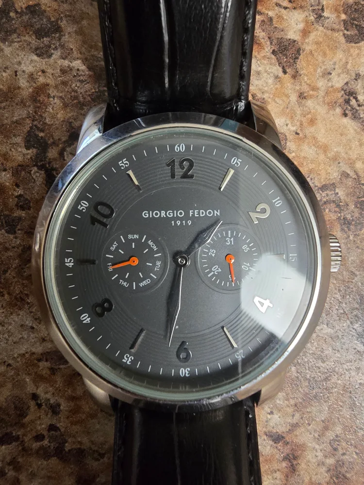 Giorgio Fedon 1919 Watch image indicator(2)