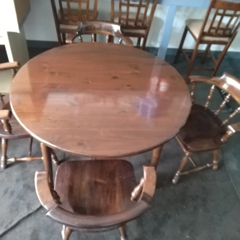 table and 4 chears thumbnail