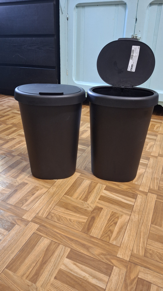 IKEA HÖLASS Black Trash Can - Set of 2
