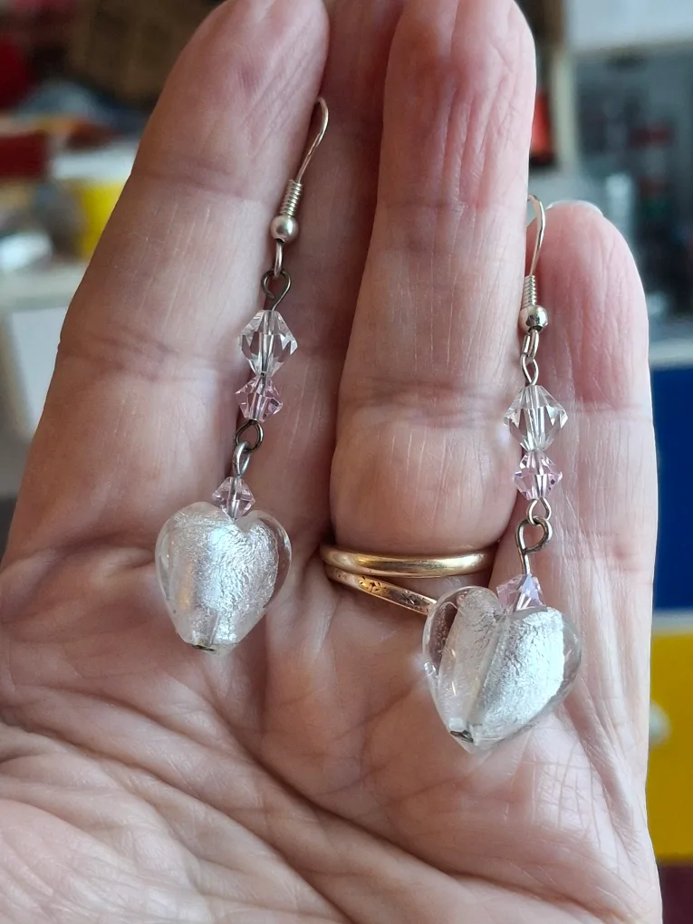 Heart Dangle Earrings thumbnail