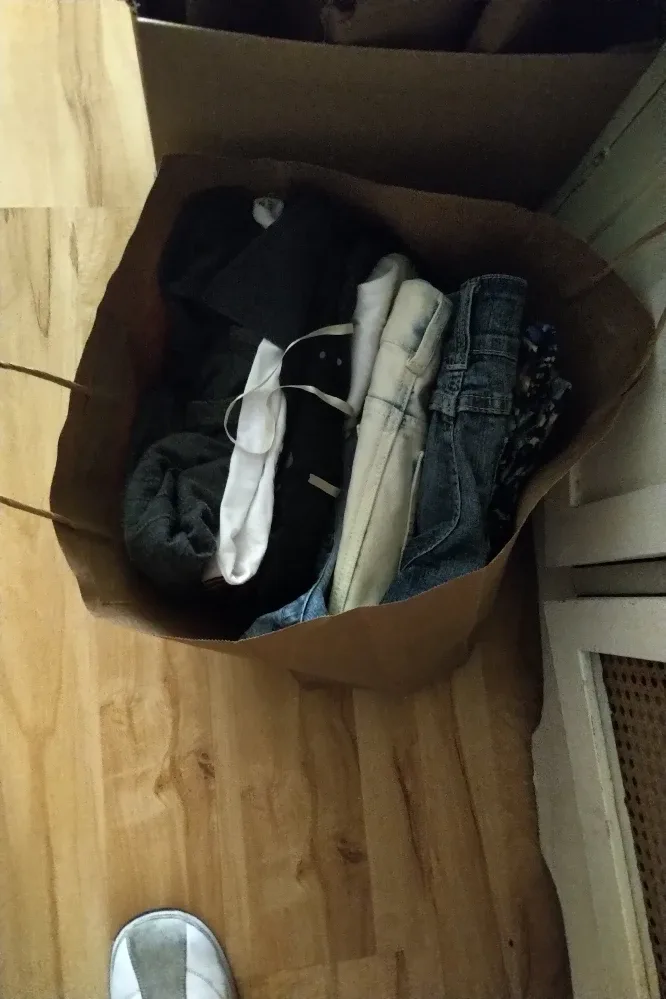 Mixed Clothing Lot - Oro, AC/DC, More! image indicator(10)