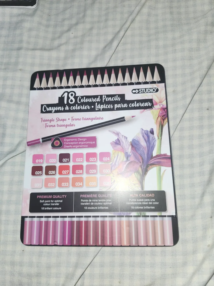 Studio 18 Coloured Pencils - New image indicator(4)