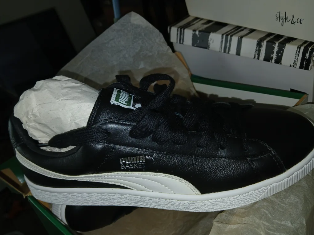 Puma sneakers Men's Size 10 or 11M, Price Firm thumbnail