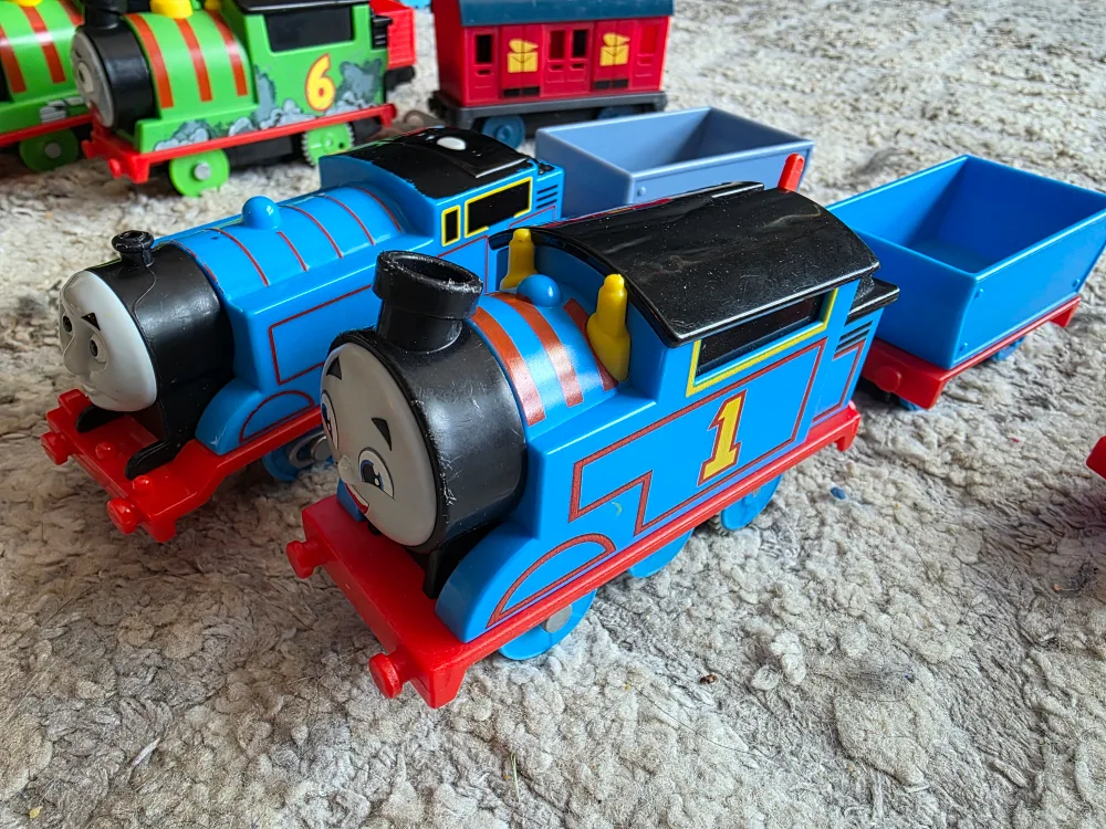 Thomas & Friends Train Toys - trackmaster motorized trains image indicator(4)