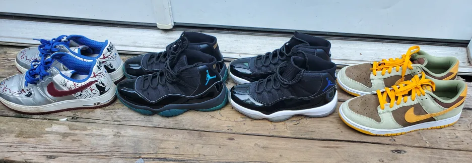 Nike Dunk Low, Air Jordan 11, Nike Air Force 1 thumbnail