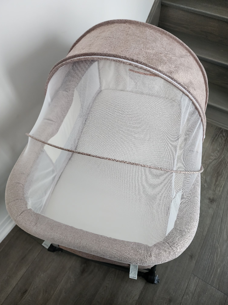 Bassinet - New Condition - photo 4