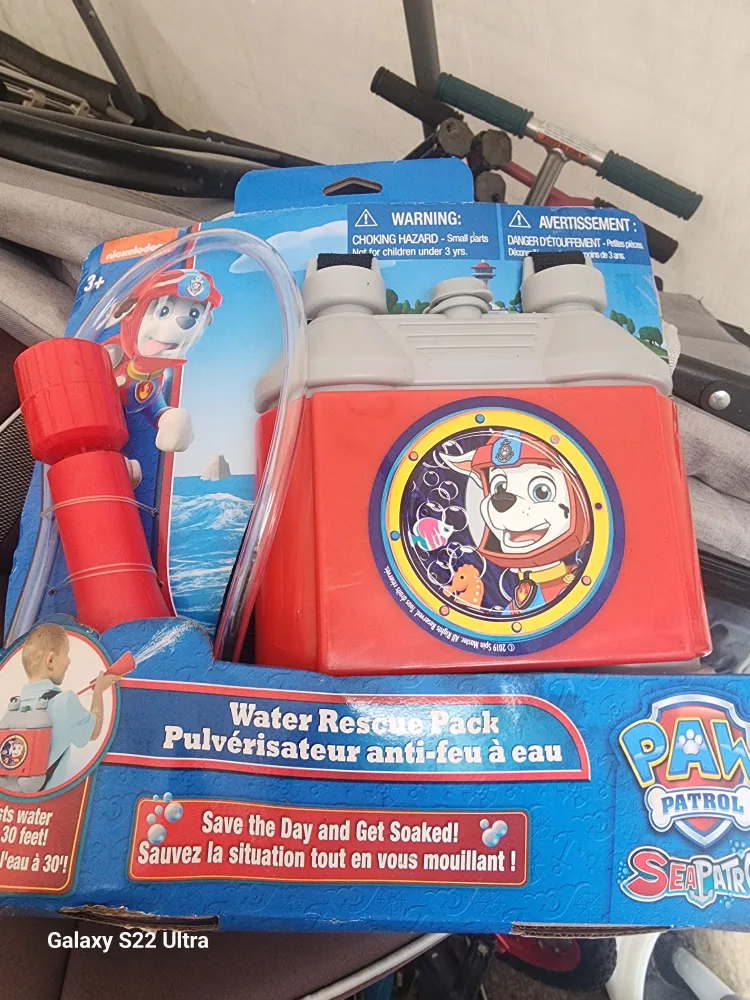Paw Patrol Water Rescue Pack - New in Box! thumbnail