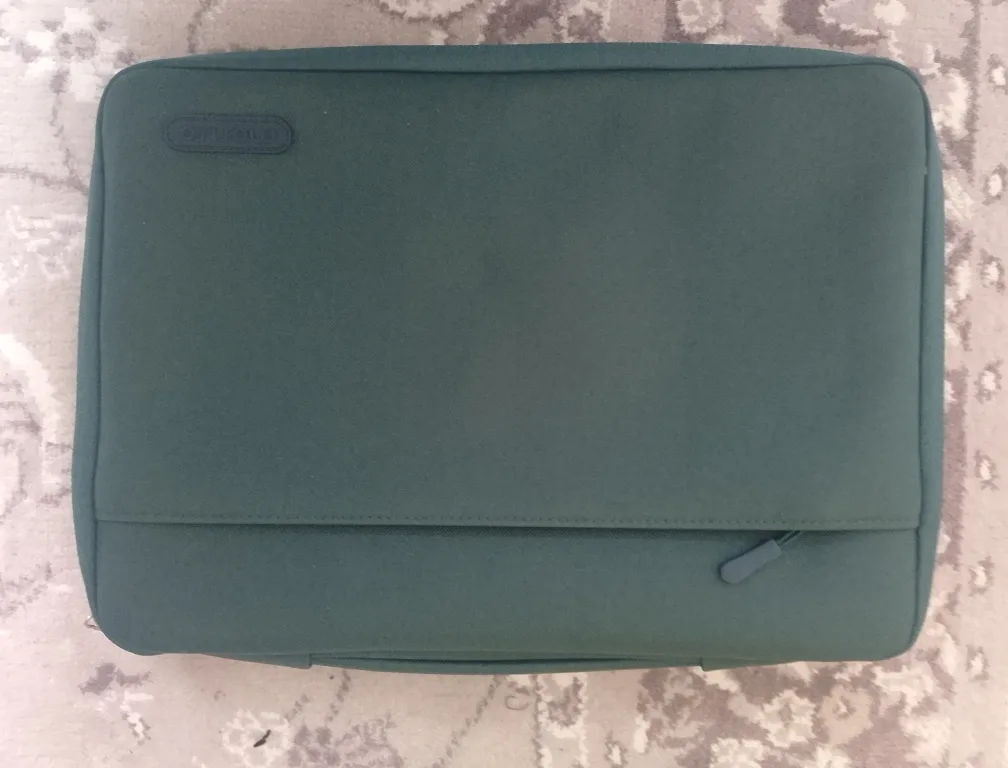 NEW Laptop/ Tablet bag green thumbnail