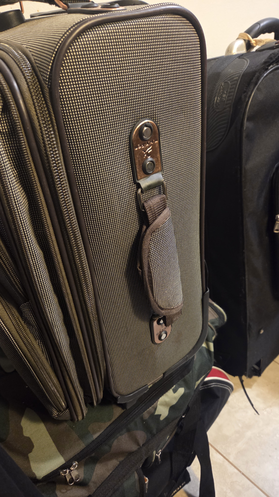 Tinytrek Olive Green Carry-On Suitcase - photo 2