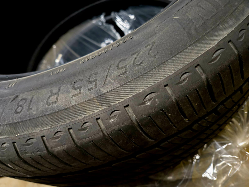 Michelin All‑Season Tires: Set of 4 • 225/55R18 - photo 4