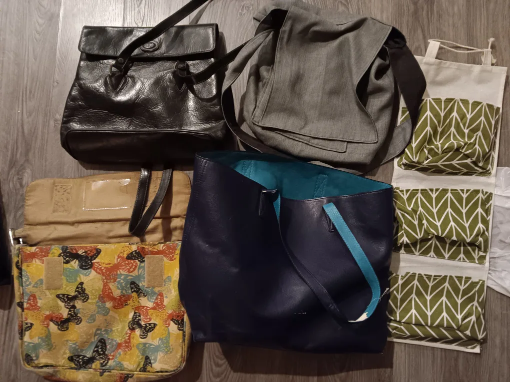 Assorted Used Bags (4) thumbnail