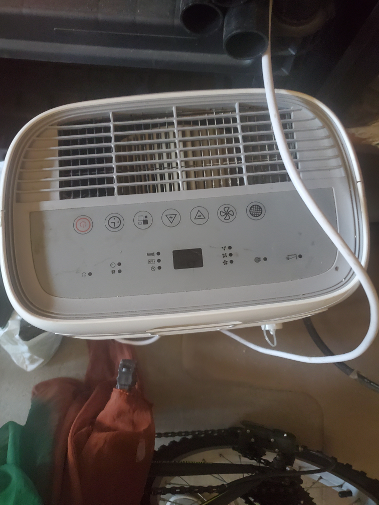 TCL Dehumidifier - Great Condition! - photo 4