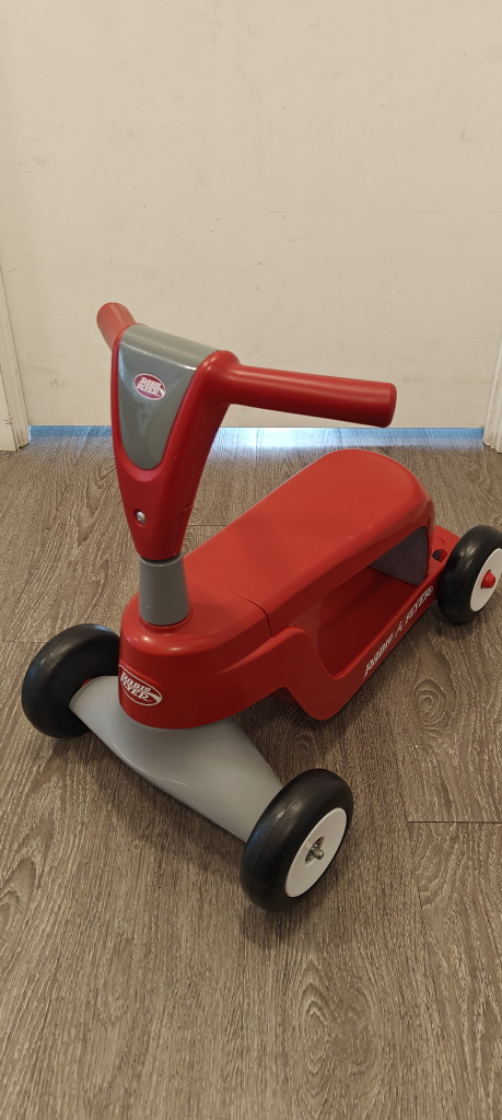 Radio Flyer Glide & Go Balance Scooter