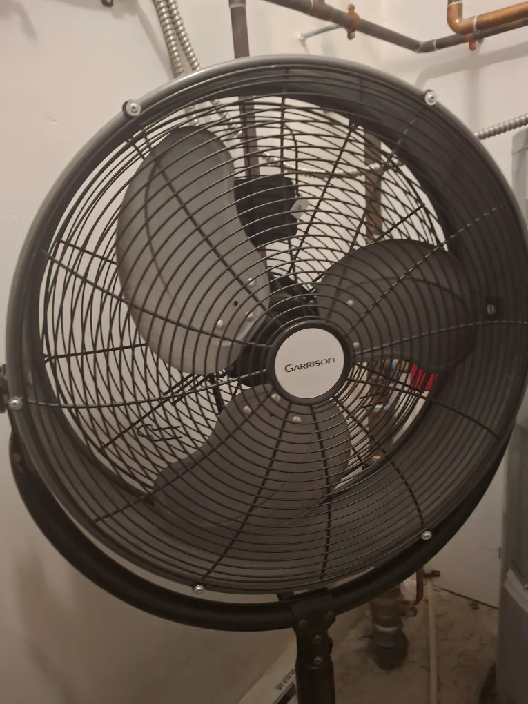 Garrison 24-in. High-Velocity Fan thumbnail
