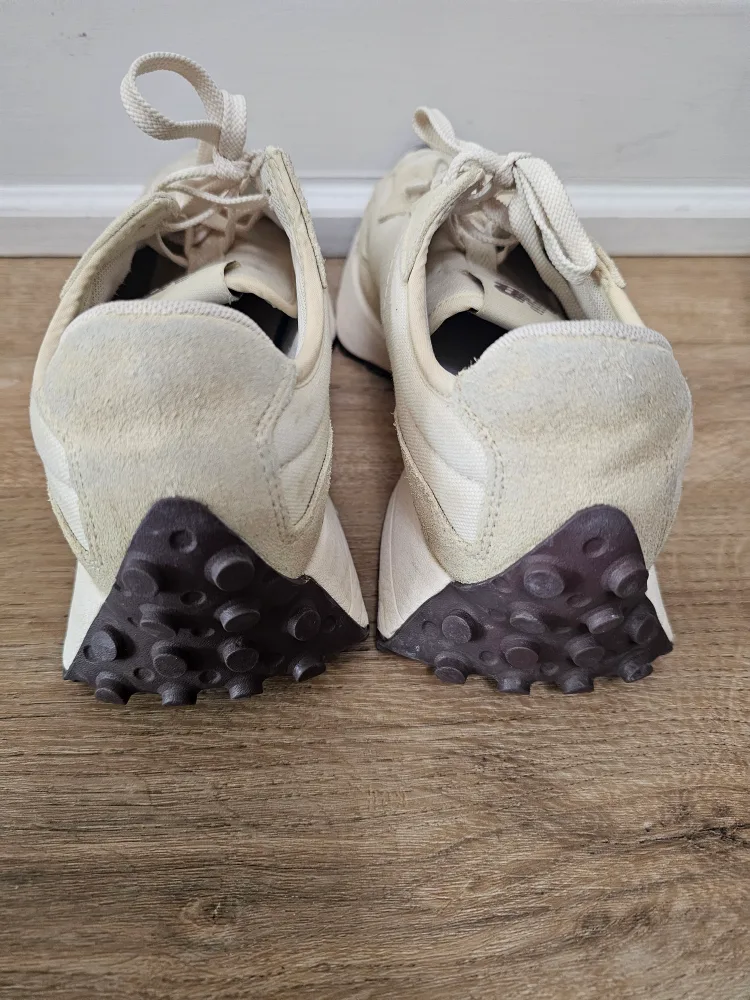 W sz 8 New Balance 327 image indicator(10)