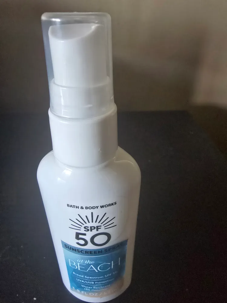 Bath & Body Works SPF 50 Sunscreen Spray travel Size. thumbnail