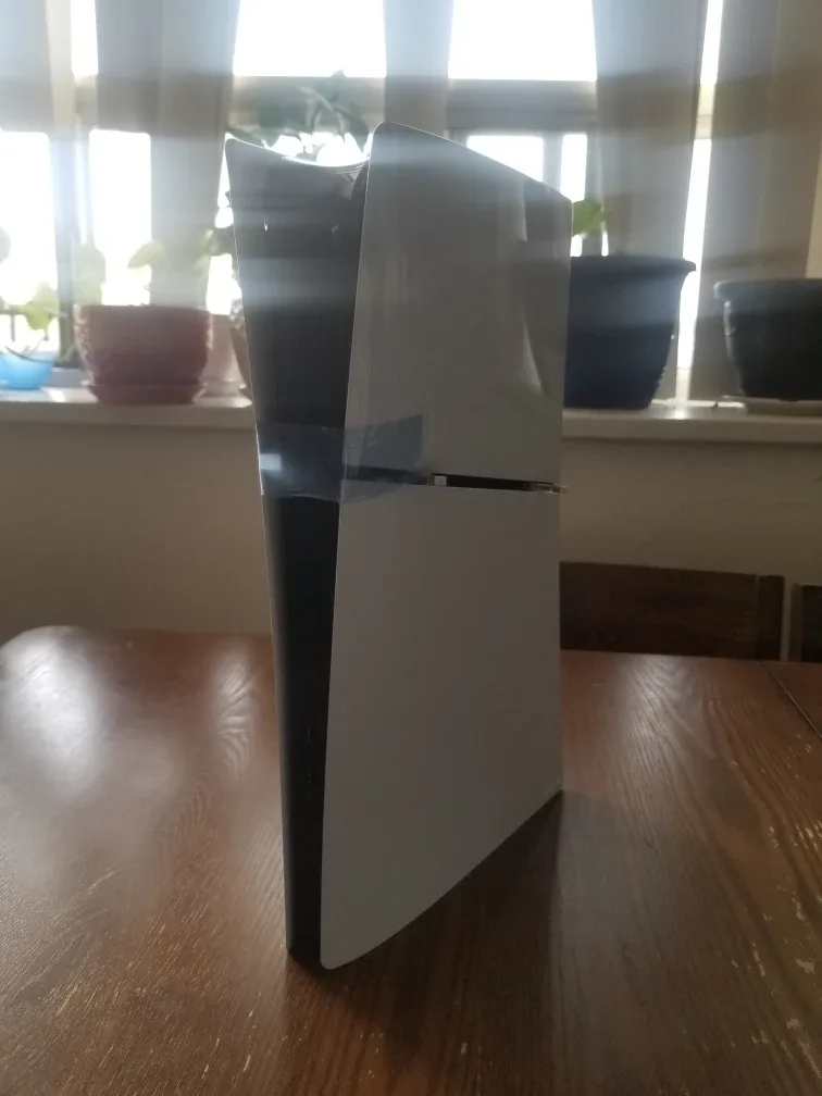 PS5 Slim Digital Edition Console image indicator(5)