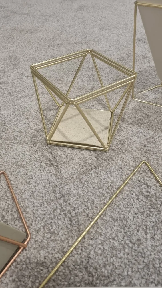 6 pieces Geometric Planters Umbra & candle holders image indicator(8)