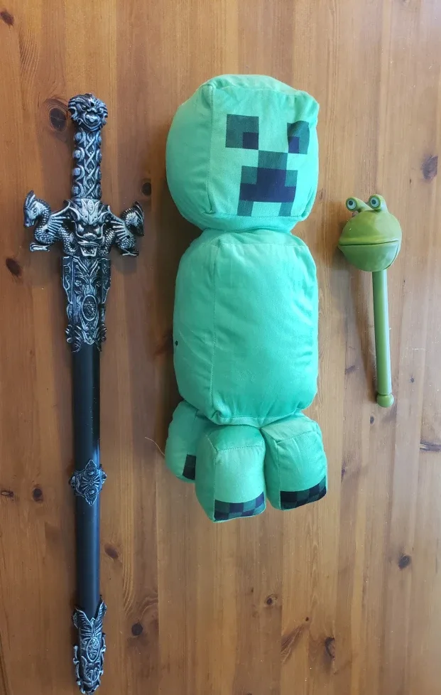 Minecraft Creeper Plush and Toy Swords thumbnail