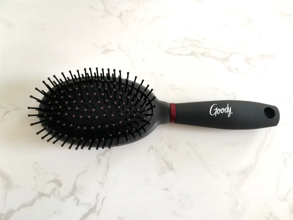 [Available] Goody Hair Brush thumbnail