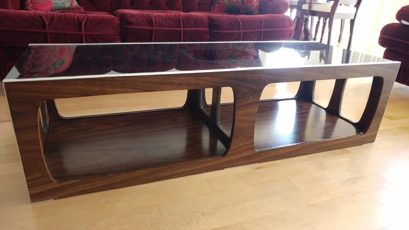 Mid-Century Modern Coffee Table image indicator(3)