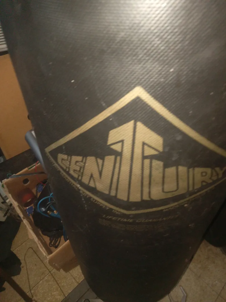 Century Black Heavy Punching Bag image indicator(2)