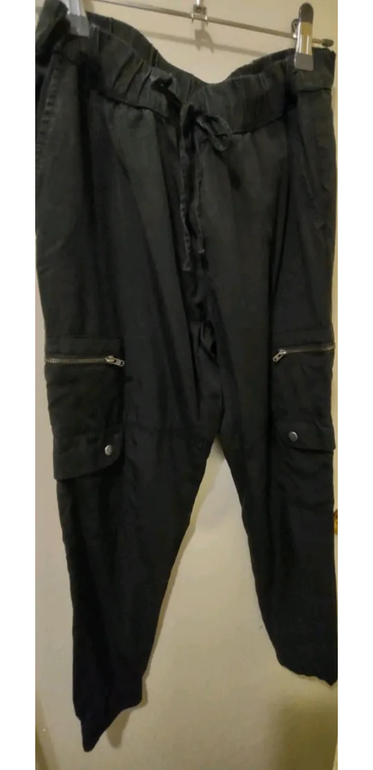 Banana Republic - Black Cargo Pants with Zipper Pockets thumbnail
