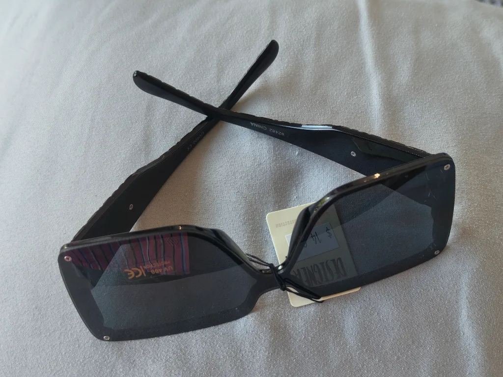 Designer Sunglasses - Black thumbnail