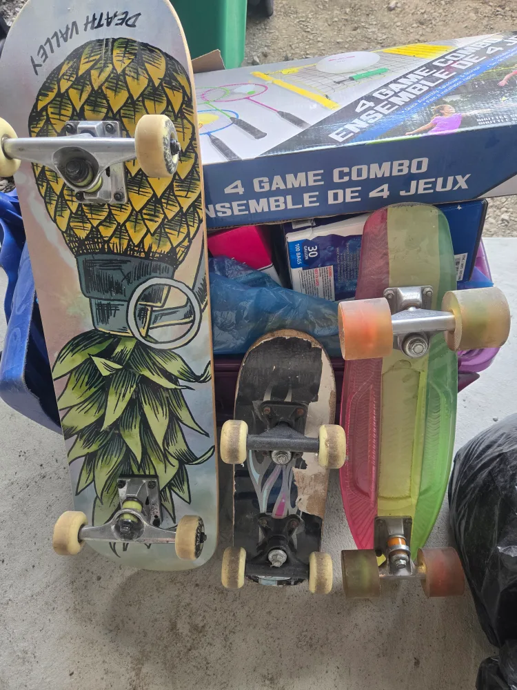 Skateboards (3) - Death Valley, Rawlings, Rainbow image indicator(2)