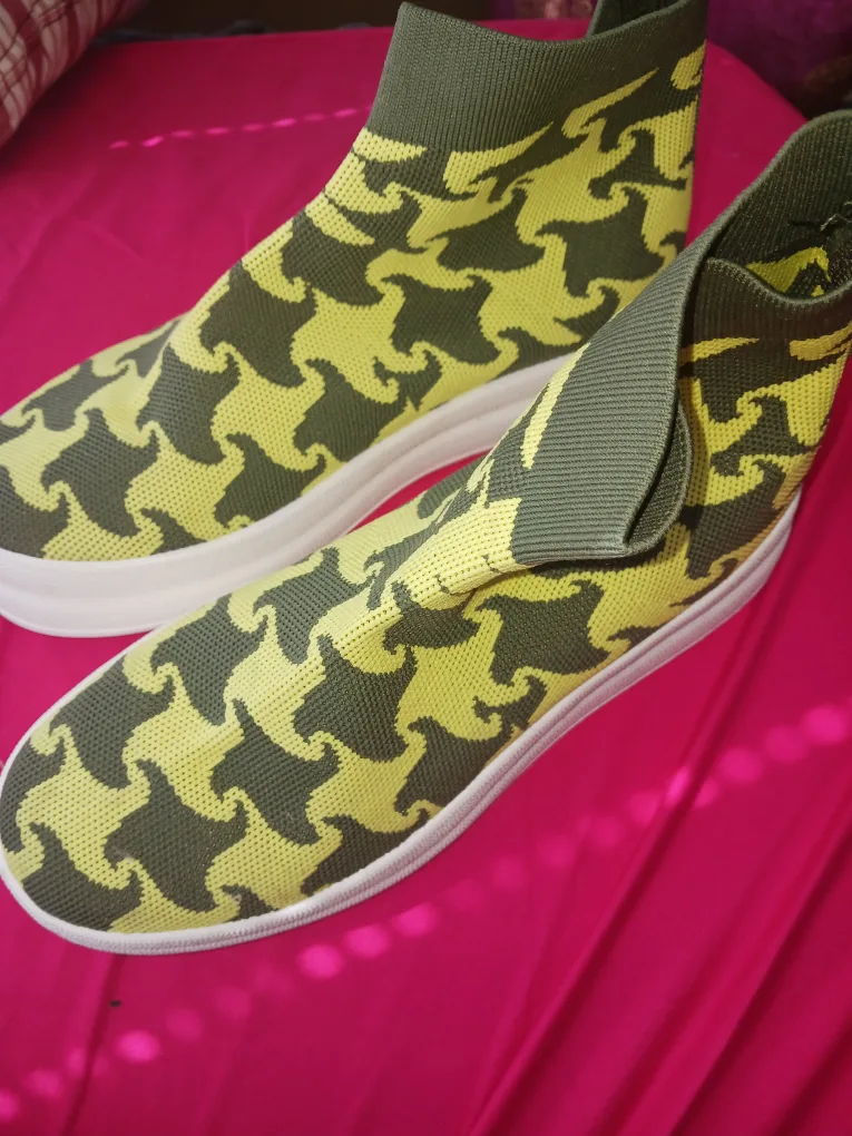 NISDS Green Camo Sock Sneakers thumbnail