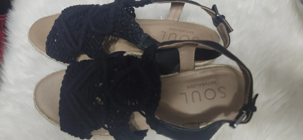 Soul Naturalizer Oasis Black Macrame Sandals - Size 9.5 image indicator(3)