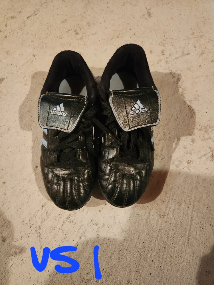 Adidas Soccer Cleats-Size 1 thumbnail