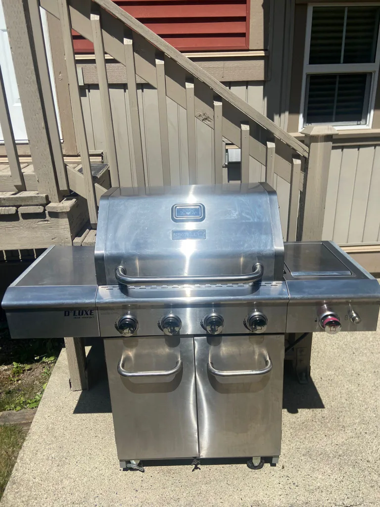 Nexgrill D'Lux Stainless Steel BBQ thumbnail