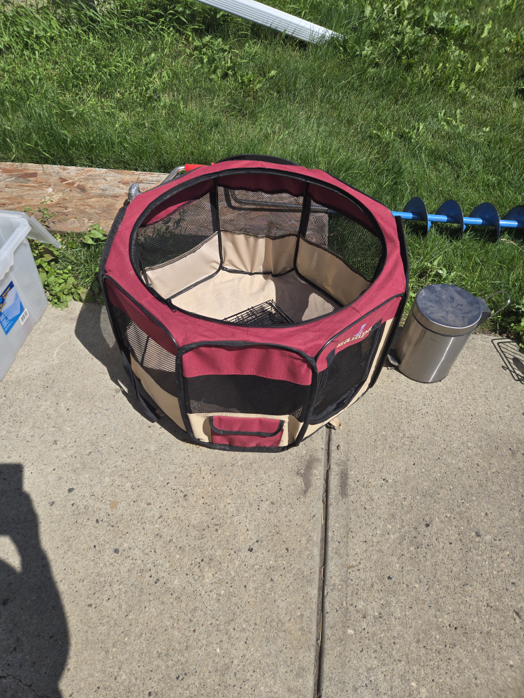 Pet Playpen - Burgundy & Beige