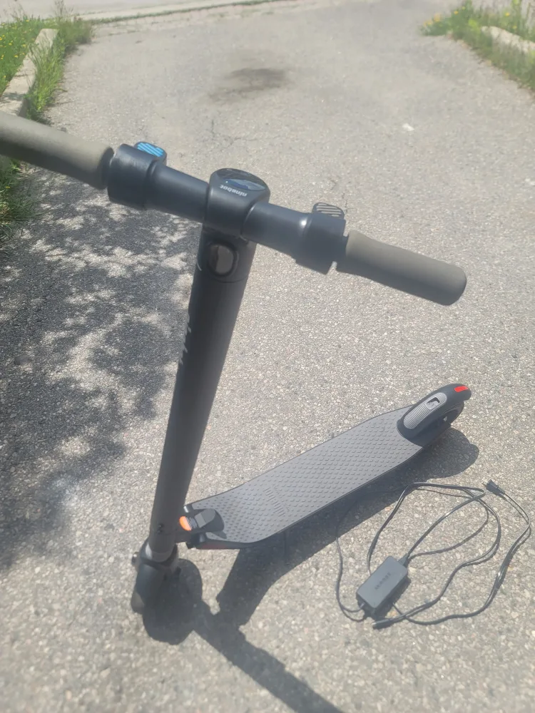 Ninebot Segway ES1 Scooter thumbnail