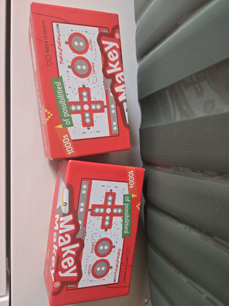 Toy for gamer kid: Makey Makey STEM Education Toy / Kit