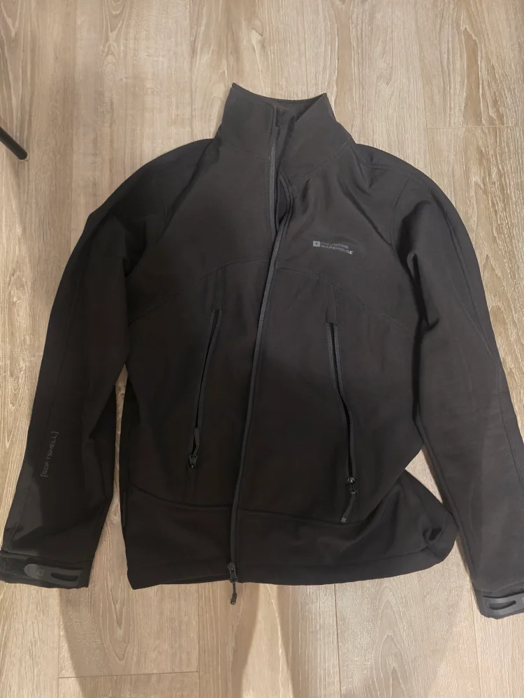 Mountain Warehouse Black Softshell Jacket - Size M thumbnail