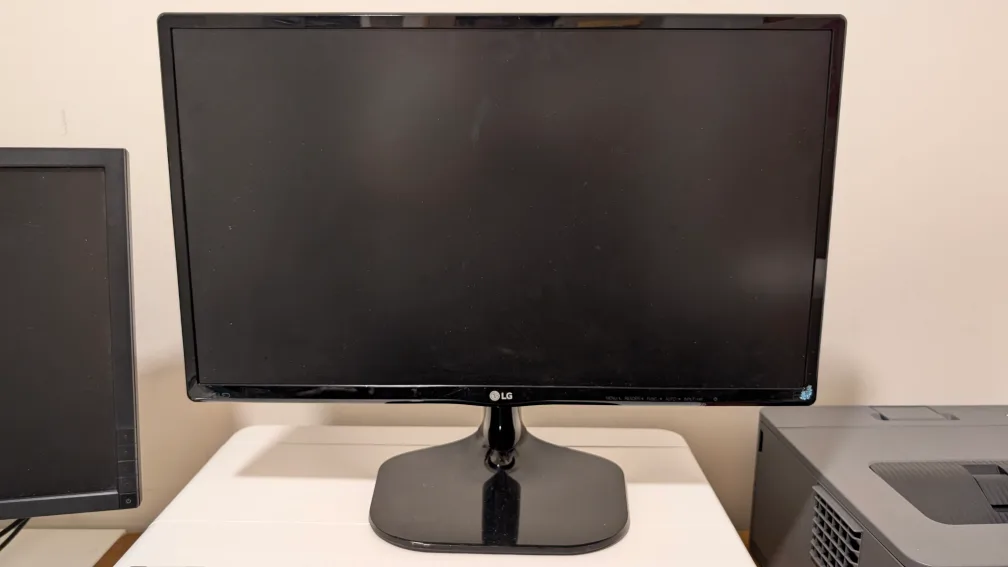 LG 24-inch LED Monitor thumbnail