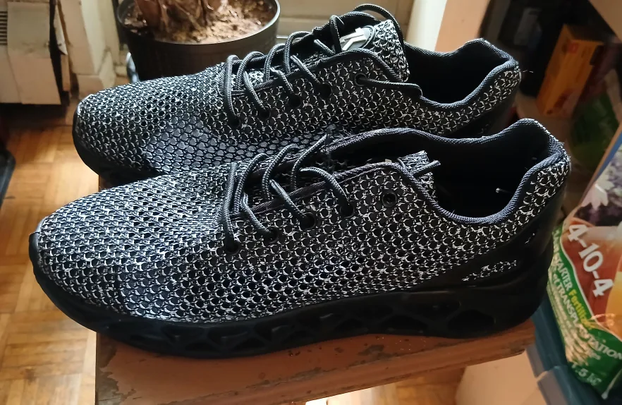 Mesh Running Shoes - thumbnail