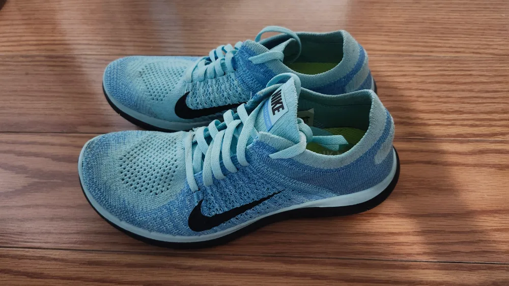 Nike Free 4.0 Flyknit Blue, Women's US 6.5 thumbnail