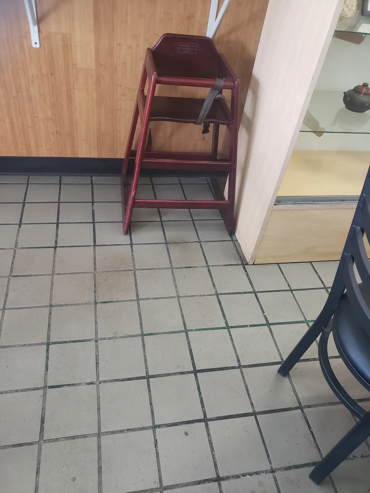 commercial dinning table and chairs - photo 2