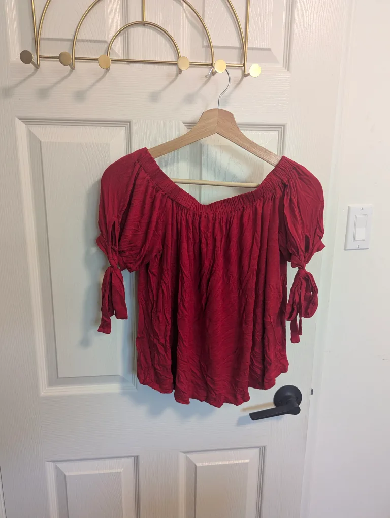 Gibson Off-The-Shoulder Blouse - Red thumbnail